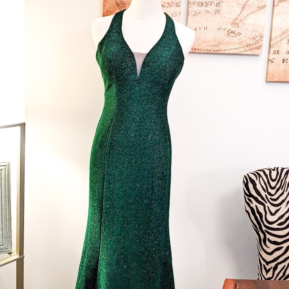 Emerald Green "Dazzling Emerald City" Mermaid Gown - Picture 2 of 8